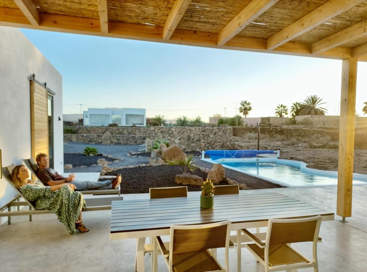 Villa Tabaiba En Lajares Con Piscina Exterior photo